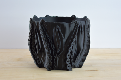 6" Octopus Tentacles Undersea Planter (Color: Black)